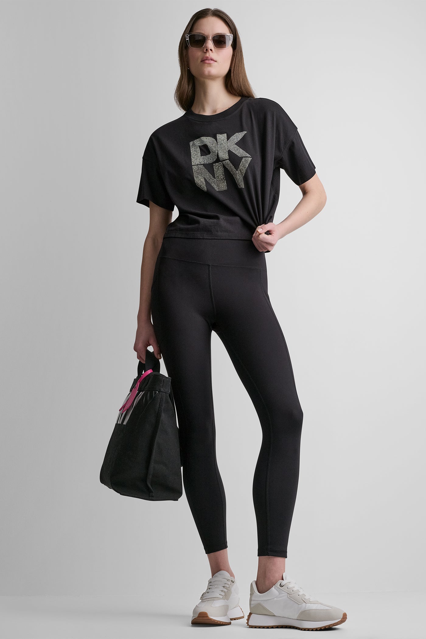 STACKED OMBRE RHINESTONE LOGO TEE