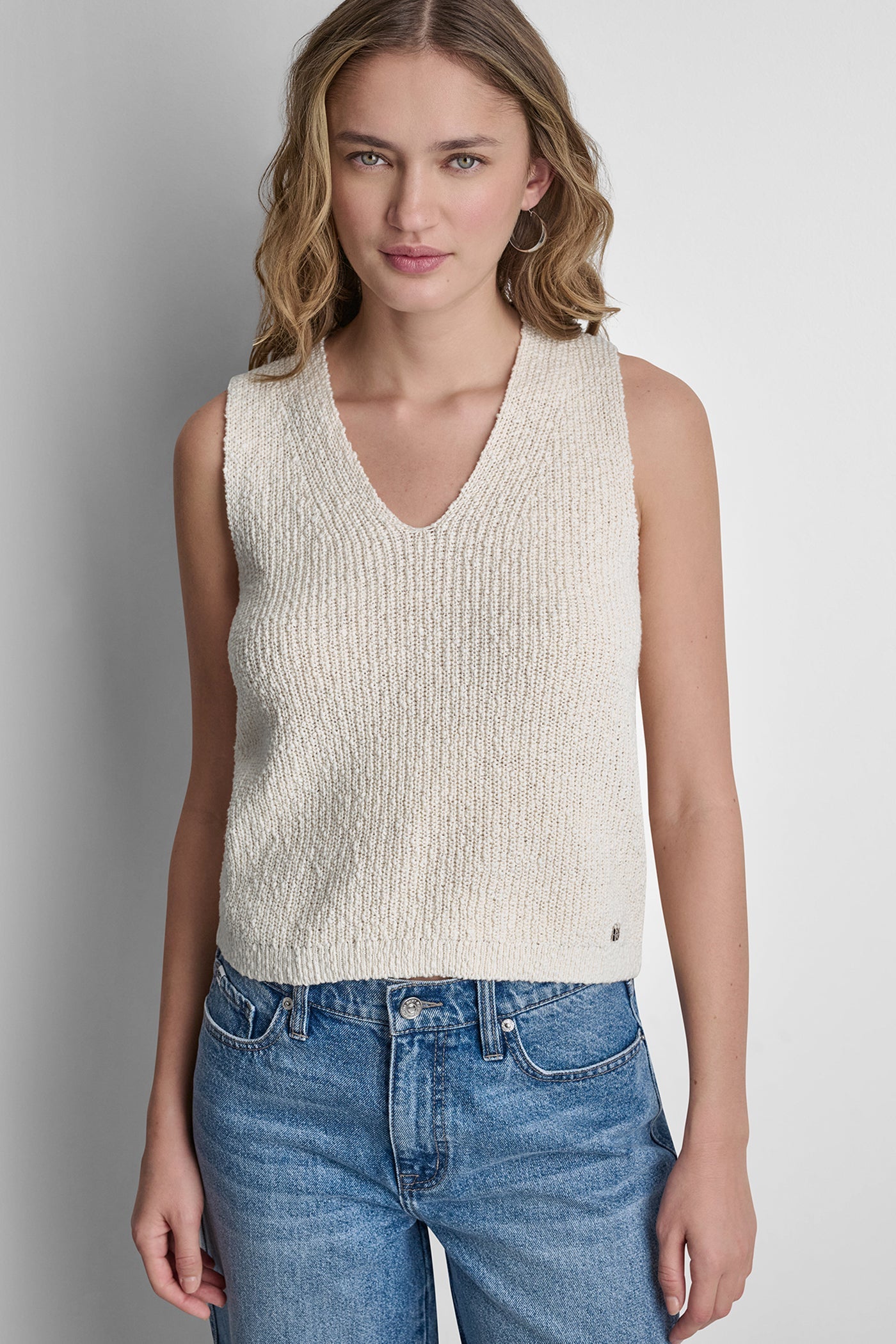 V-NECK SWEATER TANK