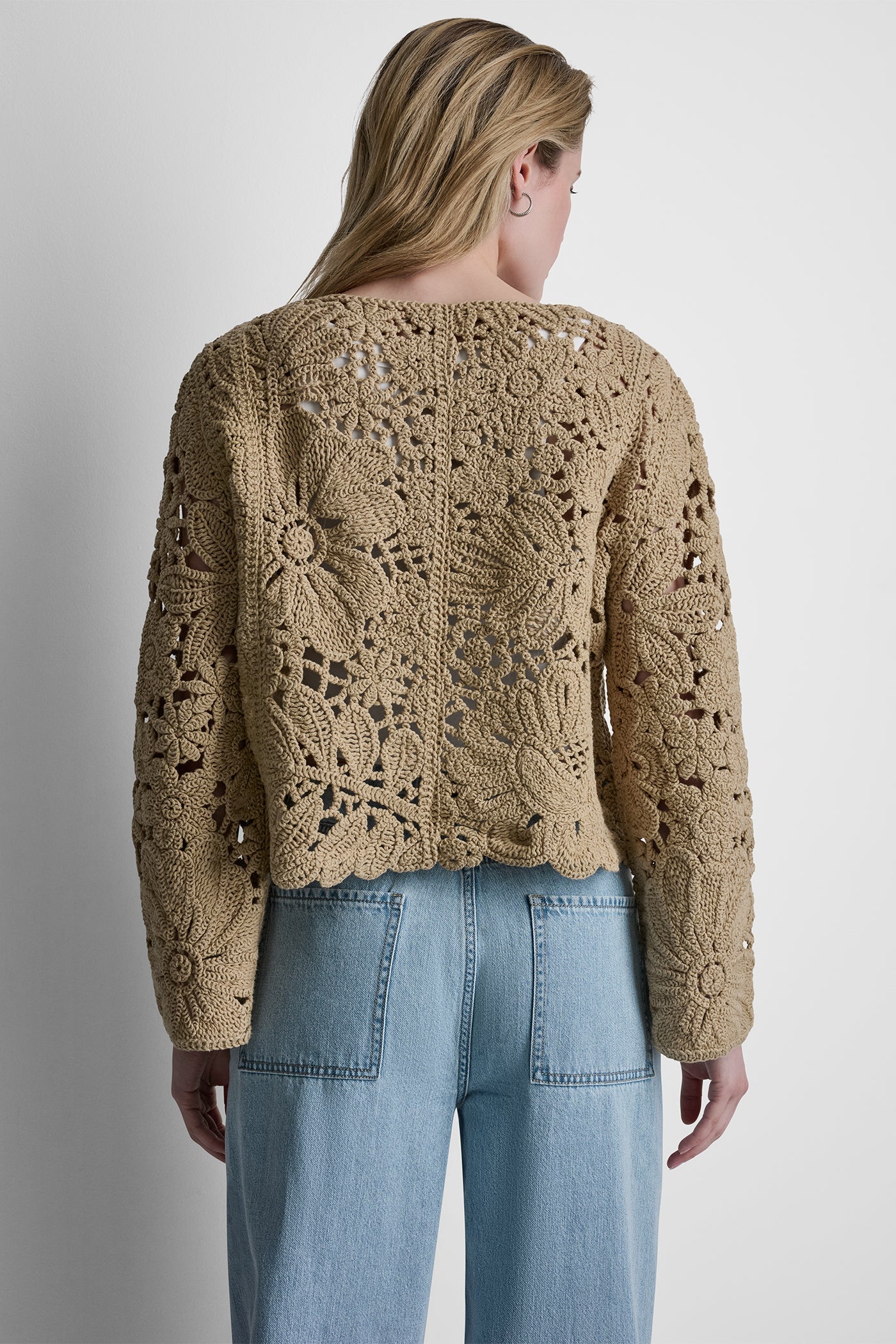 FLORAL CROCHET CARDIGAN WITH SCALLOP HEM