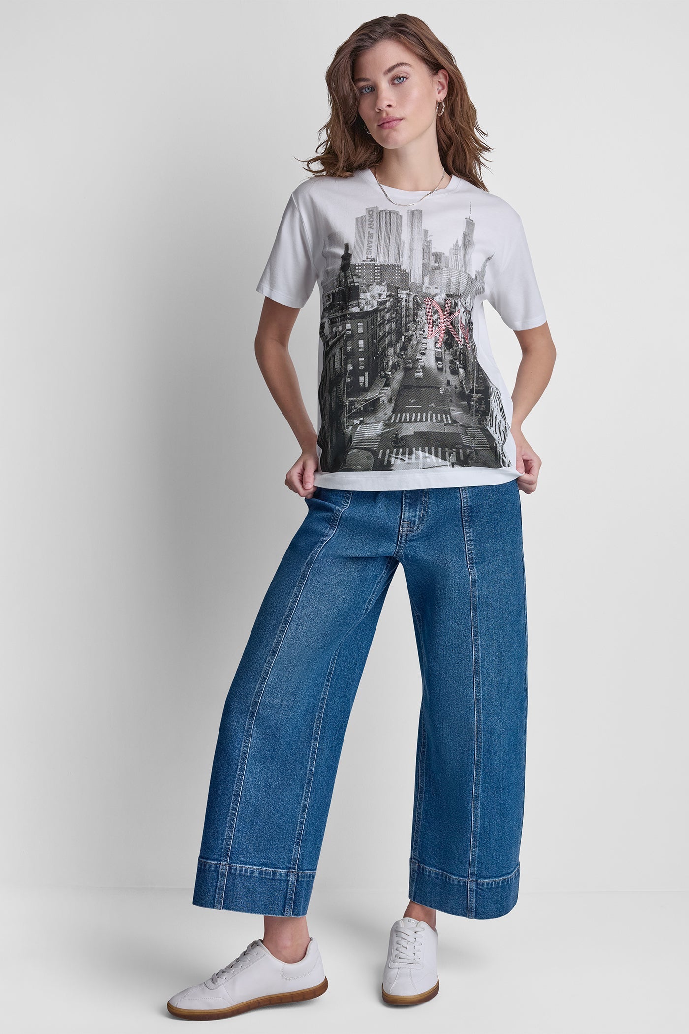 DKNY RHINESTONE NY STREETS LOGO TEE