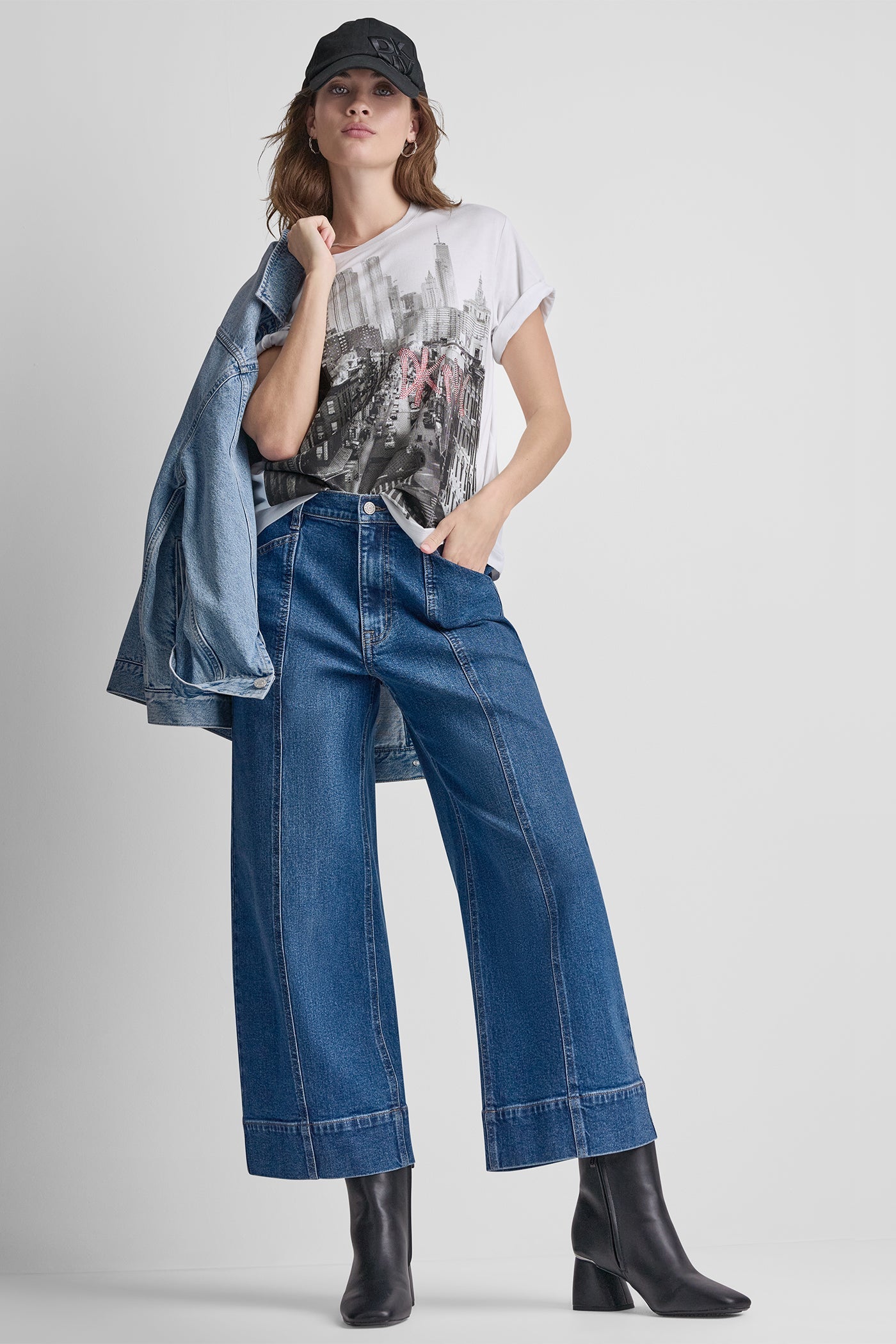 DKNY RHINESTONE NY STREETS LOGO TEE