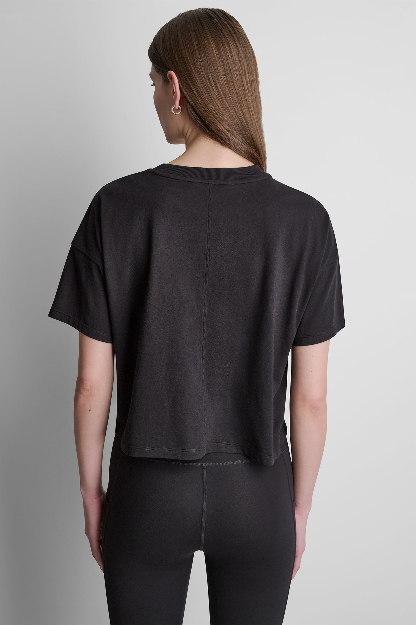 STACKED OMBRE RHINESTONE LOGO TEE
