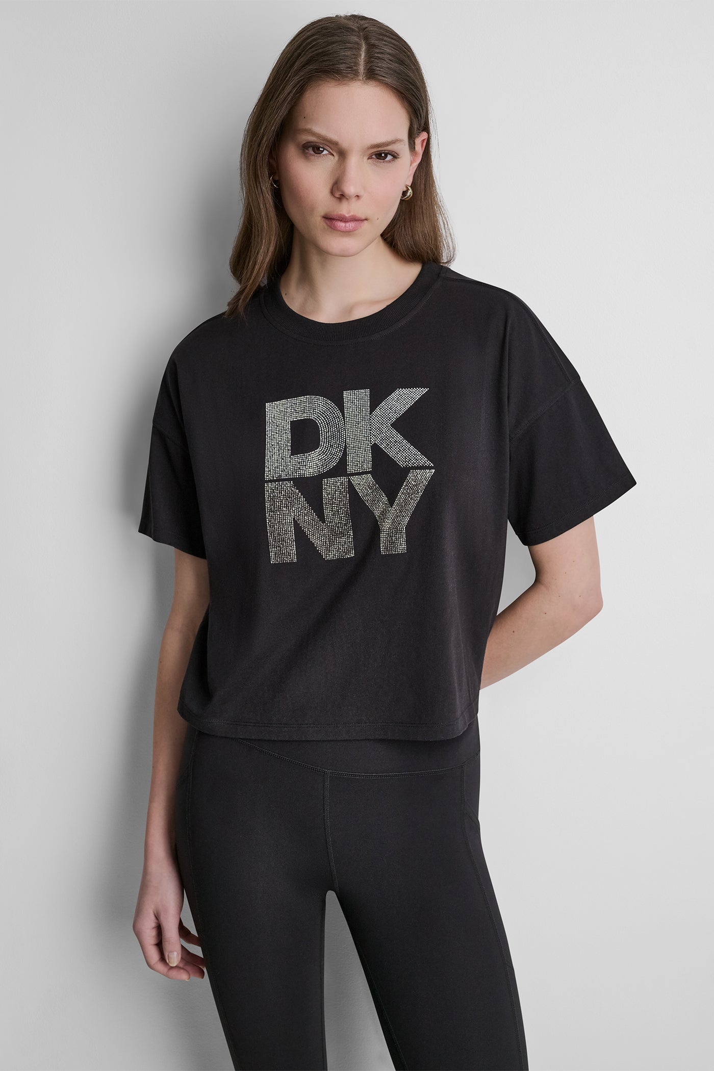STACKED OMBRE RHINESTONE LOGO TEE