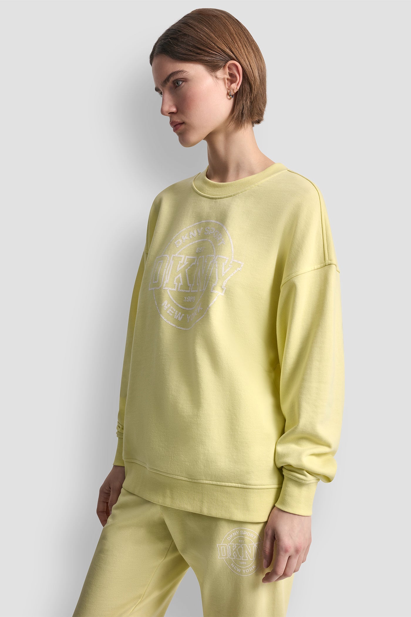 COLLEGIATE LOGO SWEATSHIRT