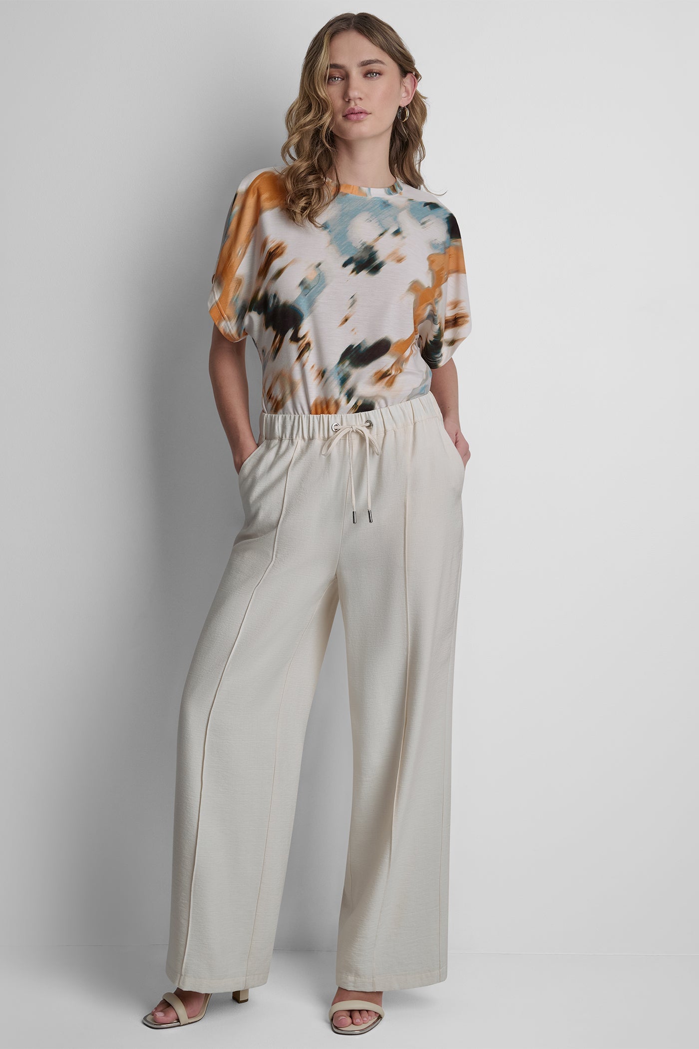 SEAMED WIDE LEG PULL-ON PANT