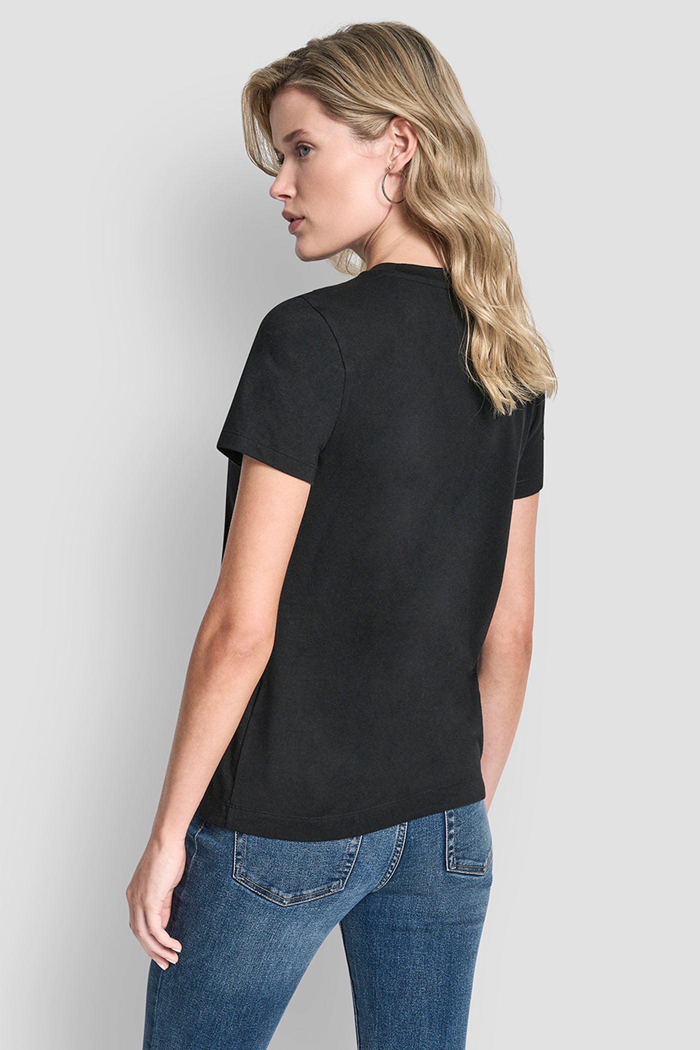 LOGO TEE
