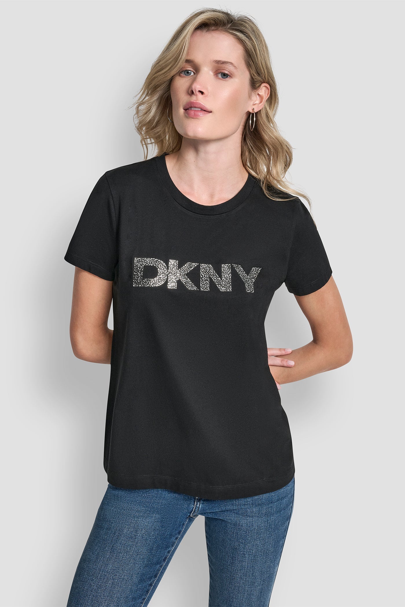 LOGO TEE